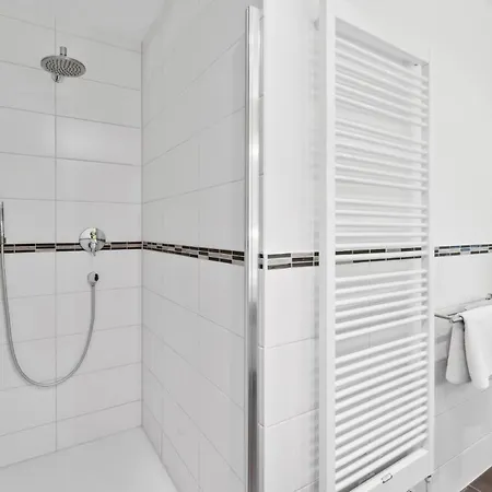 2 Bedroom In