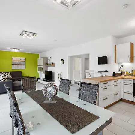 2 Bedroom In Vakantiehuis Rotthalmuenster